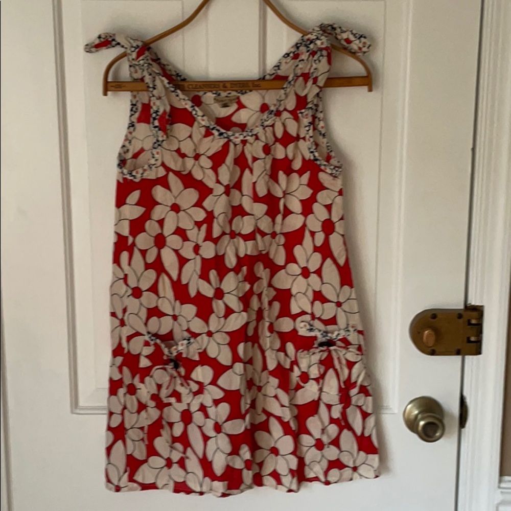 Vintage cover up/tunic in floral pattern.